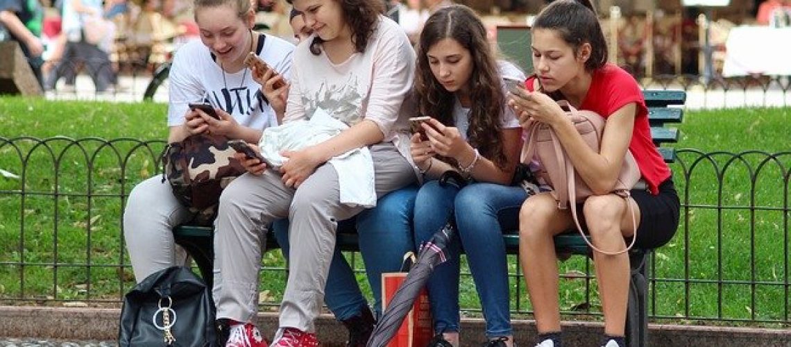 טרנדים למעריצים בטכנולוגיה עבור עולם הנוער